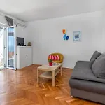 Awesome In * 诺维·维诺多尔斯基