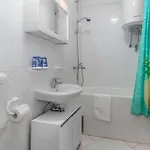 公寓 Awesome In 诺维·维诺多尔斯基