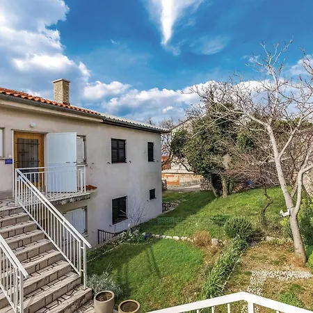 1 Bedroom Stunning In Novi Vinodolski