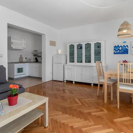 Lovely In With Wifi Apartment *